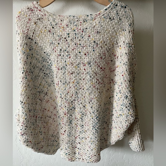 HYFVE| Women’s Super Soft Cream Speckled Crewneck Sweater, Size Small••• - Picture 5 of 14